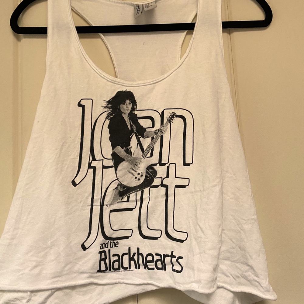 Joan Jett crop tank from H&M